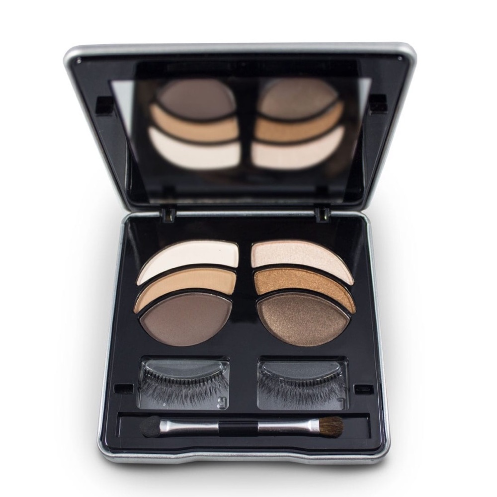 Makeover Essentials Lashing Out GNO